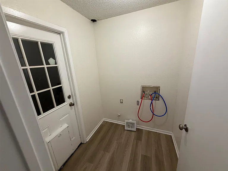 1309 Radam Cir — Photo 21