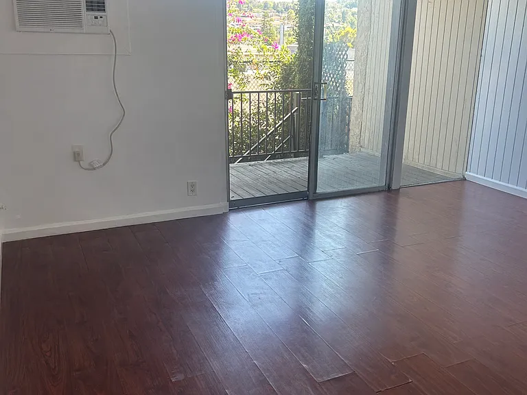 1160 S Walnut St #5 — Photo 6
