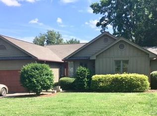 970 Club Rd, Tryon, NC 28782