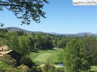 738 Country Club Rd, Glade Valley, NC 28627