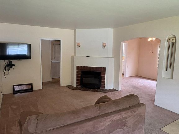 4th image of 59 E Monterey Avenue