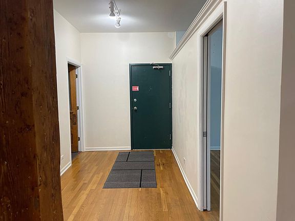 4th image of 2418 W Bloomingdale Ave APT 210