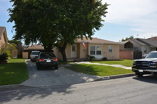 9060 Farm St Photo 1