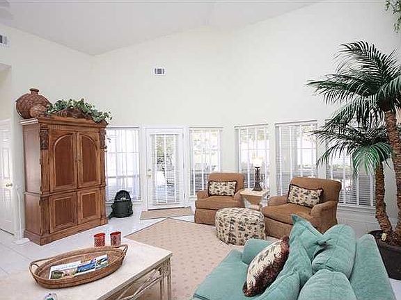 4th image of 117 Captiva Cir