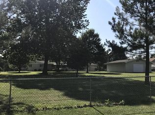 510 McNatt Ave, Aurora, MO 65605