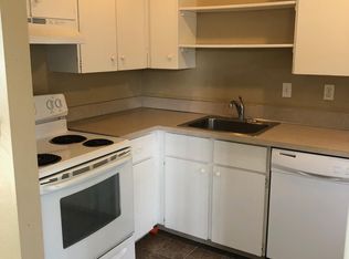 142 NW Ione St, Dundee, OR 97115