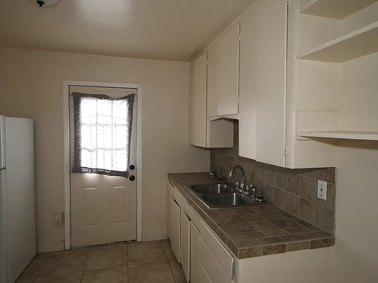 1360 Nancy St #1 — Photo 6