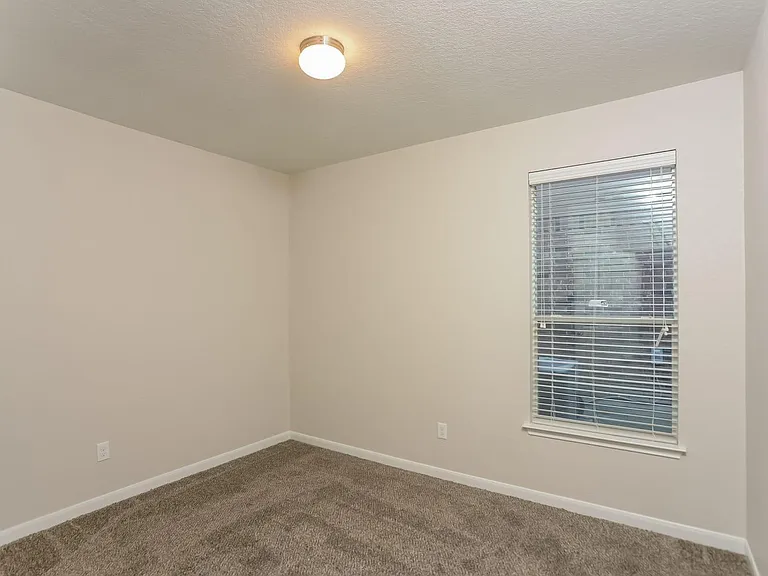 4807 Barboli — Photo 10