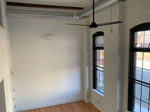 4th image of 50 Sprague St #102