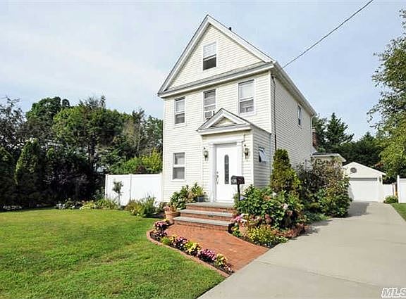 2nd image of 139 West Ave