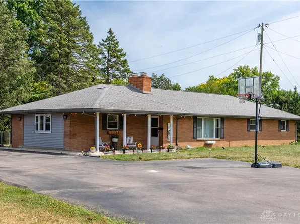 1216 S Alex Rd, Dayton, OH 45449