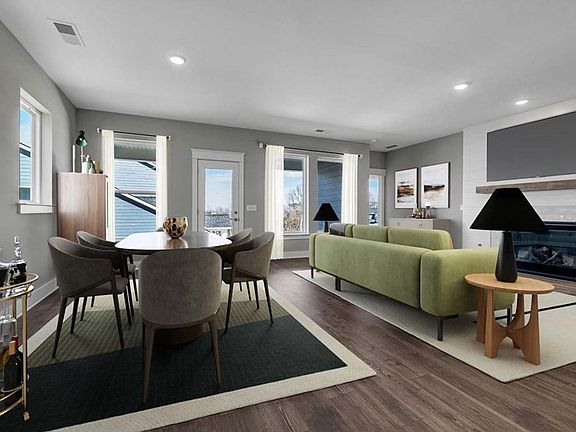 The Ginger - Family Room