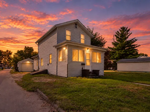 413 W Superior St, Ottawa, IL 61350