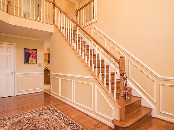 2nd image of 48 Baldwin Dr