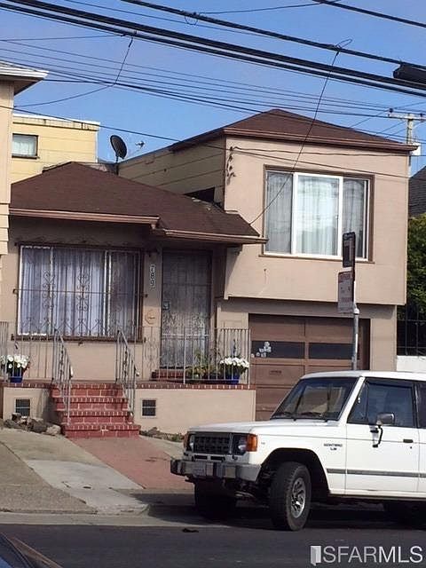 1st image of 789 Hillside Blvd