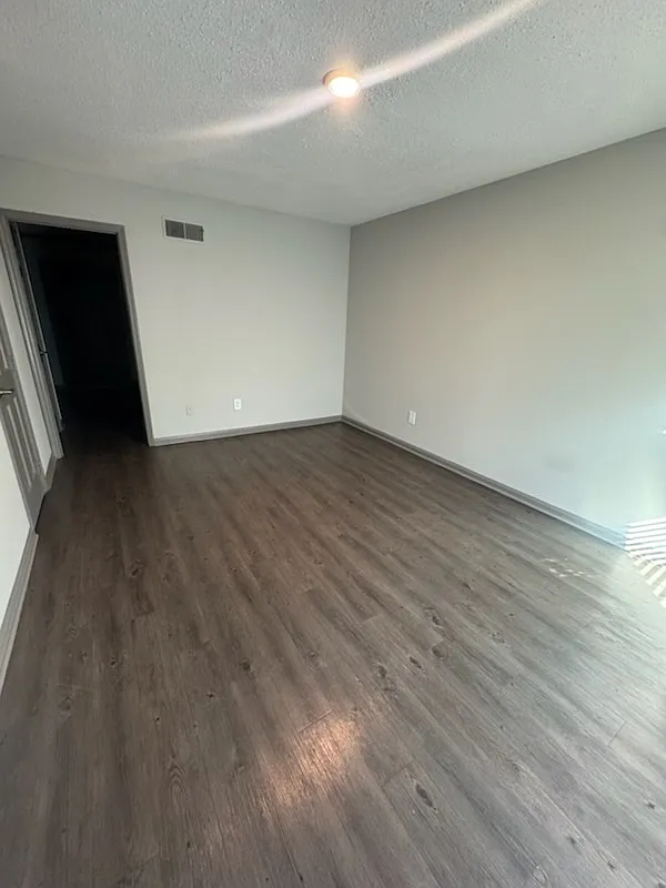 Building Photo - 2133 W Gordon Ave #C