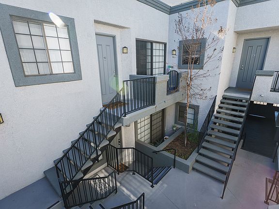 3rd image of 520 N Hollywood Way #207