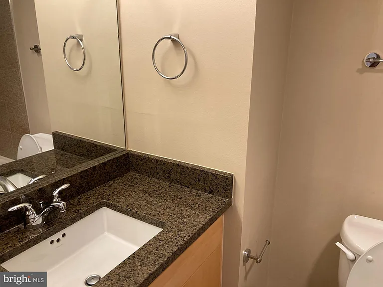 7500 Woodmont Ave #S1203 — Photo 7