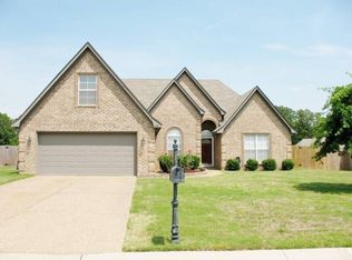 140 Tate Dr, Oakland, TN 38060