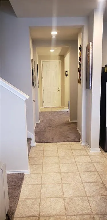 4 bed, 2.5 bath, 2270 sqft, $2,350 — Photo 2