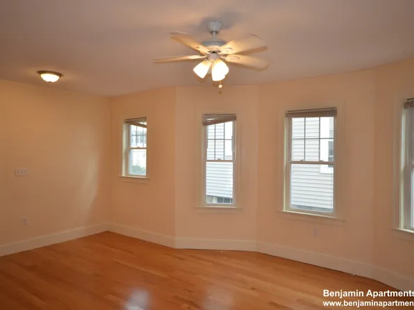 74 Brooks St, Brighton, MA