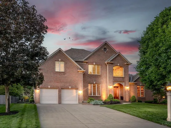 5025 Oakview Dr, Middletown, OH 45042