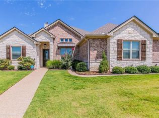 280 Briarleaf Cir, Hewitt, TX 76643