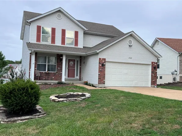 1709 Apple Hill Dr, Arnold, MO 63010