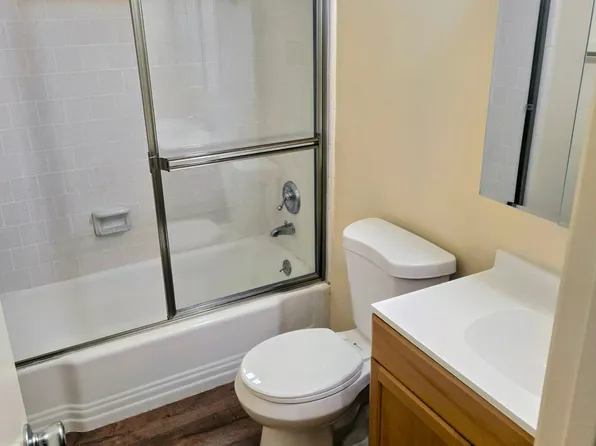 magnolia manor, 940 W Duarte Rd #16, Arcadia, CA 91007