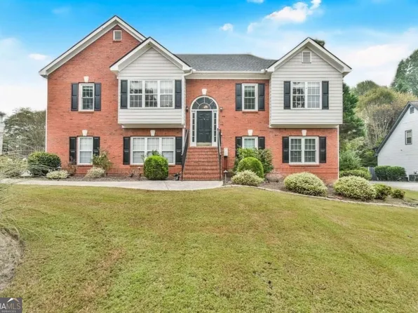 3653 Elinburg Cove Trl, Buford, GA 30519