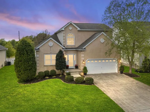 5 June Ann Dr, Clayton, NJ 08312