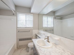 1531 Pine Valley Blvd #204, Ann Arbor, MI 48104