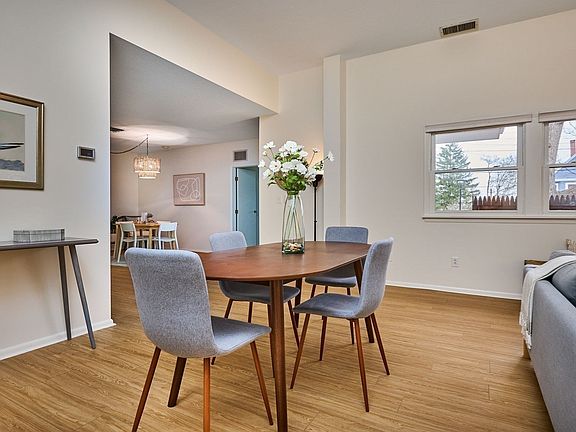 2nd image of 26 Crescent St APT G2