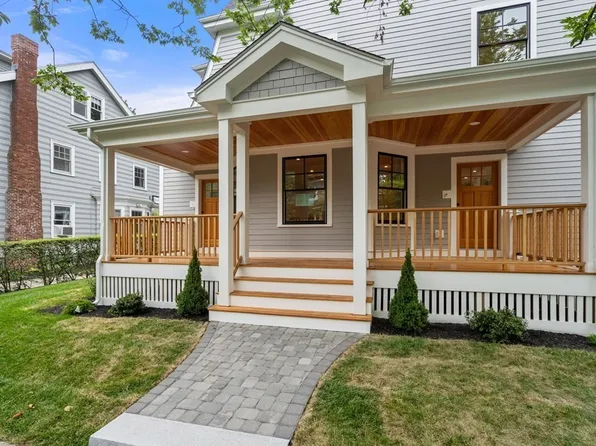 30 Naples Rd #2, Brookline, MA 02446
