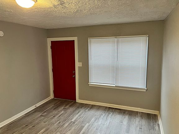 2nd image of 3030 N Colorado Ave