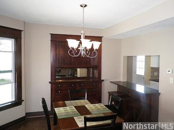 3rd image of 1294 Charles Ave