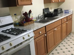86 Baldwin St APT 1, Lowell, MA 01851