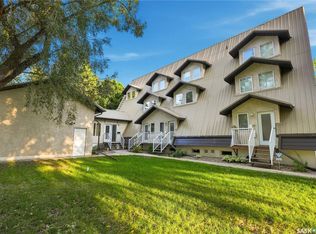 2855 Lacon St #4, Regina, SK S4N2A9