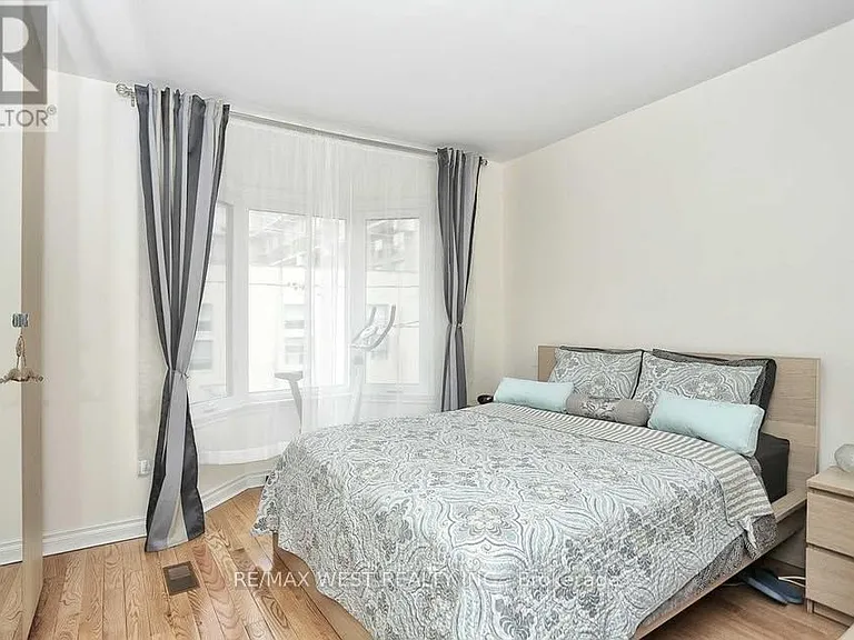 267 Lappin Ave #3 — Photo 3