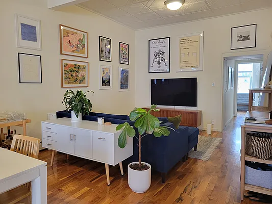 Rented by Brownstone Real Estate | media 10