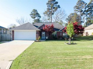 504 E Greenfield Dr, Wake Village, TX 75501