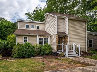 6046 Windjammer Dr, Tega Cay, SC 29708