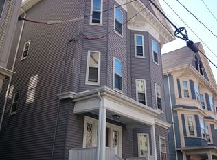 34 Francis St, Boston, MA 02115