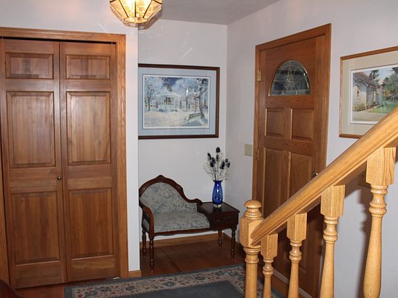 Front entryway