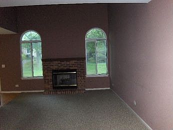 3rd image of 195 Brittany Dr