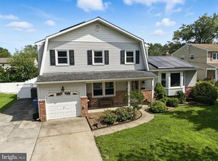 104 Hooton Rd, Mount Laurel, NJ 08054