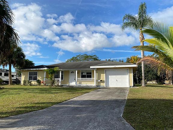 3rd image of 1438 SE Marisol Ln