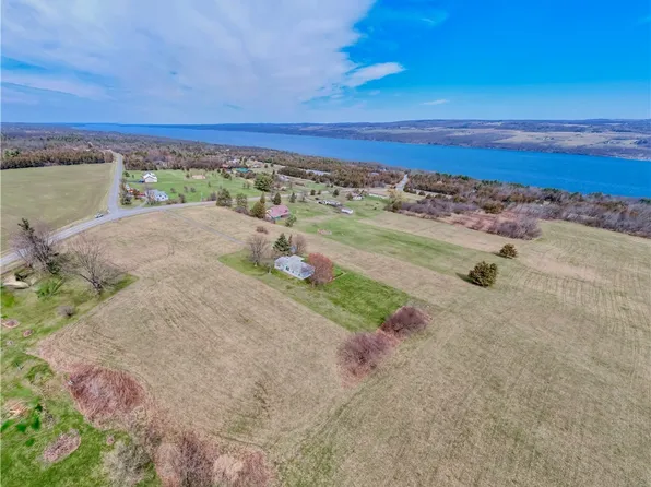 207 Dundee Starkey Rd, Dundee, NY 14837