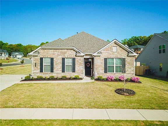 5th image of 601 Valdosta Dr