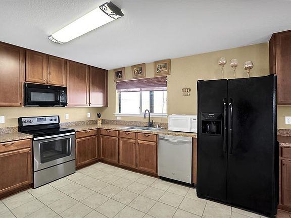 2nd image of 4025 Liberty Trl